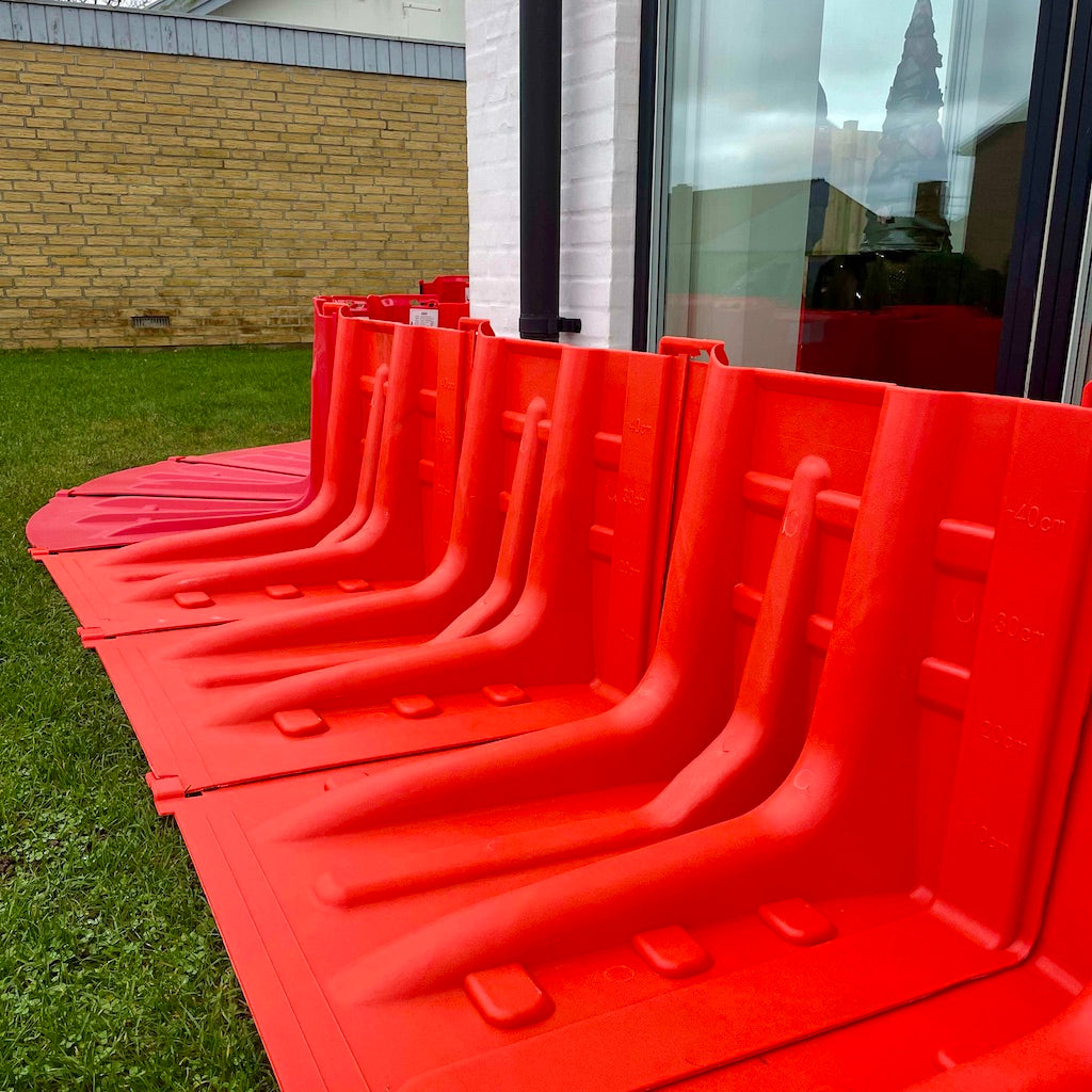 ABS Barriere, højde 52cm x bund længde 63cm x bredde 70cm